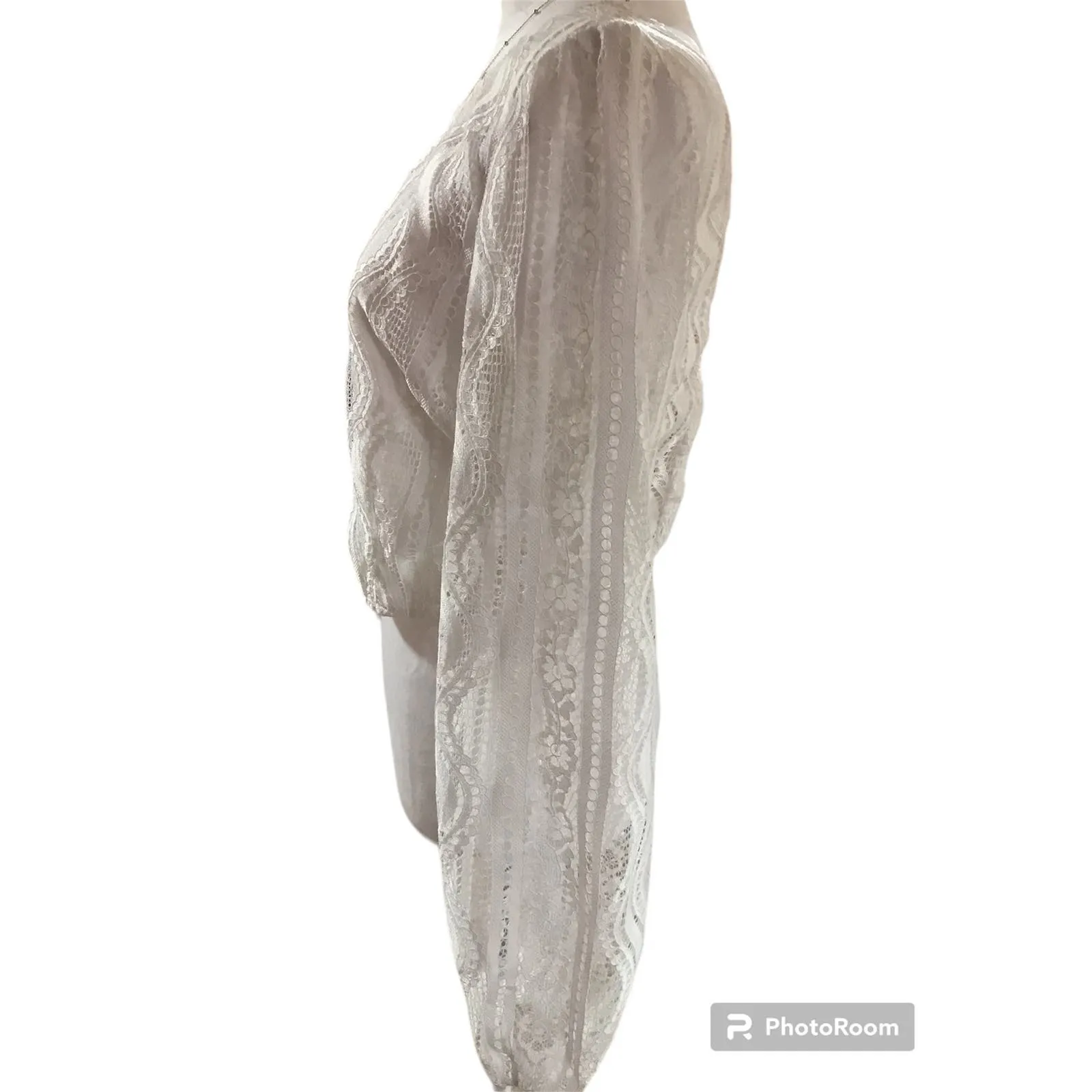 Trendy J's Women's Large Long Sleeve ‎ White Lace Top - Image 8