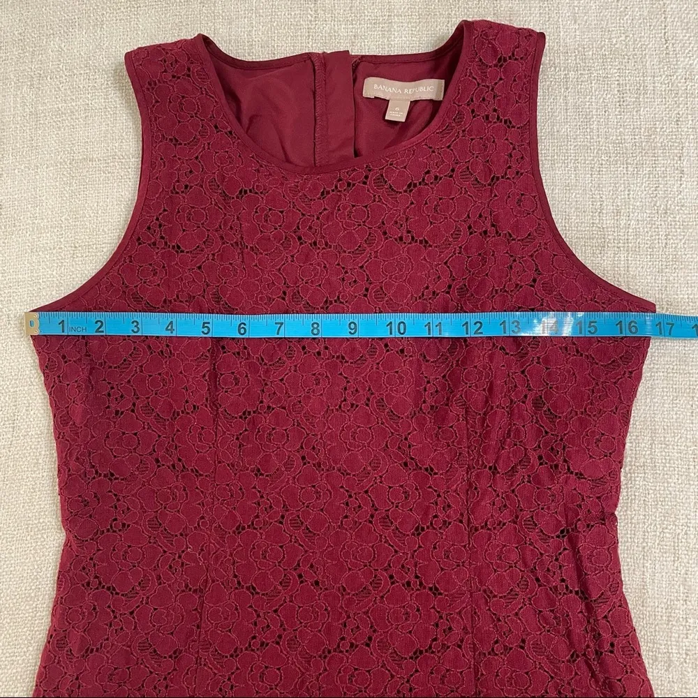 Banana Republic Sleeveless Burgundy Lace Top - Image 14