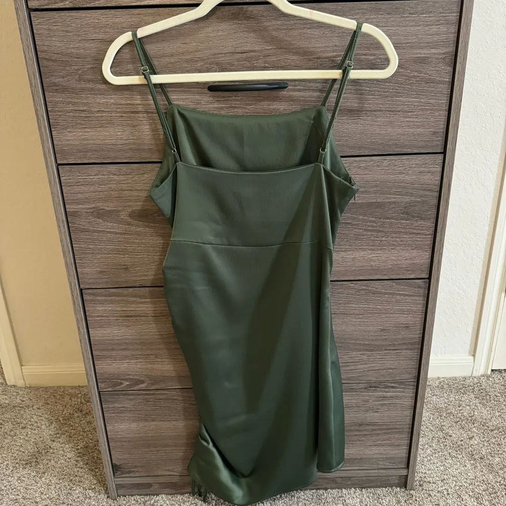 Green  Cocktail Dress - Image 4