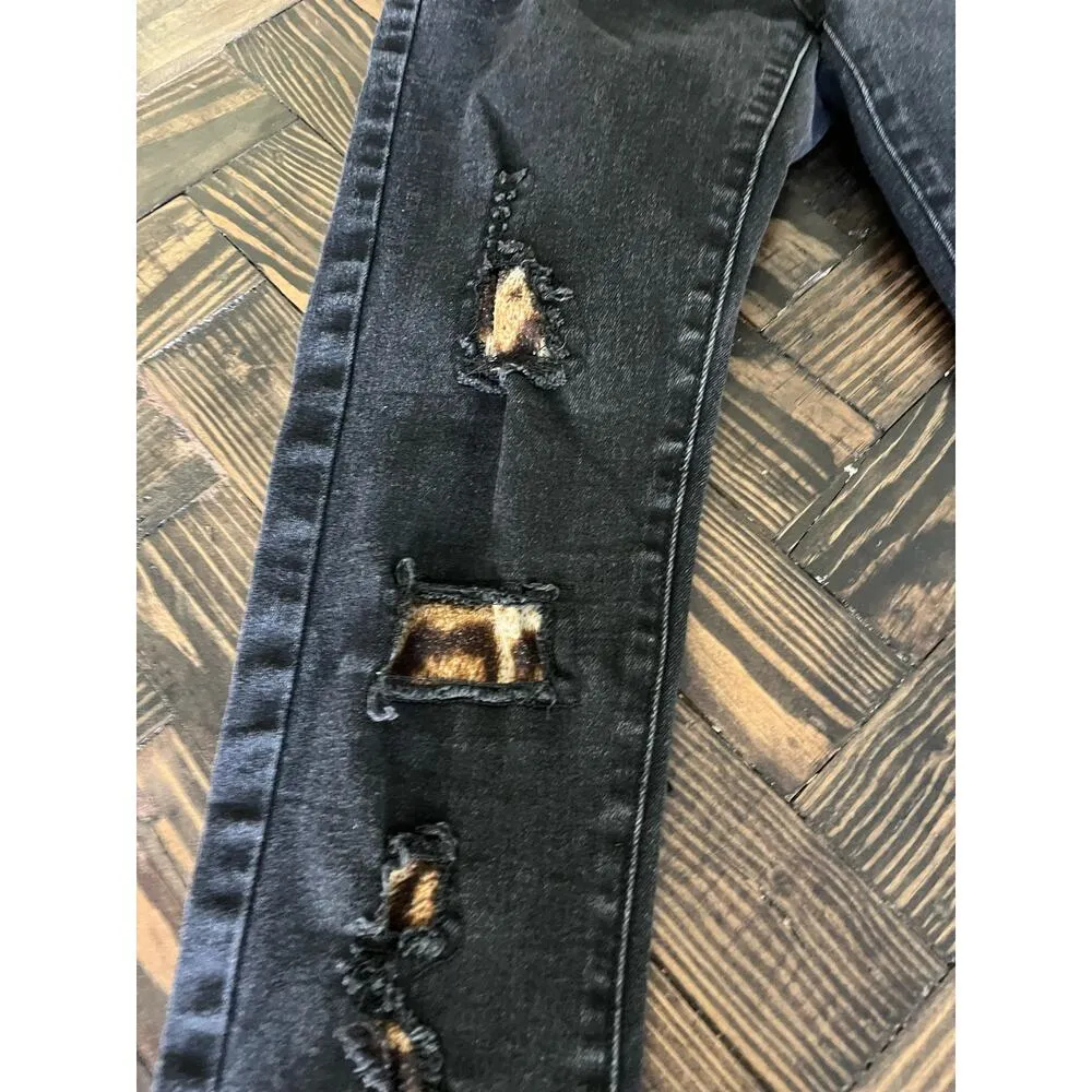 Judy Blue Women’s 5/27 Black Animal Print Skinny Jeans Comfy Raw Hem Distressed - Image 10