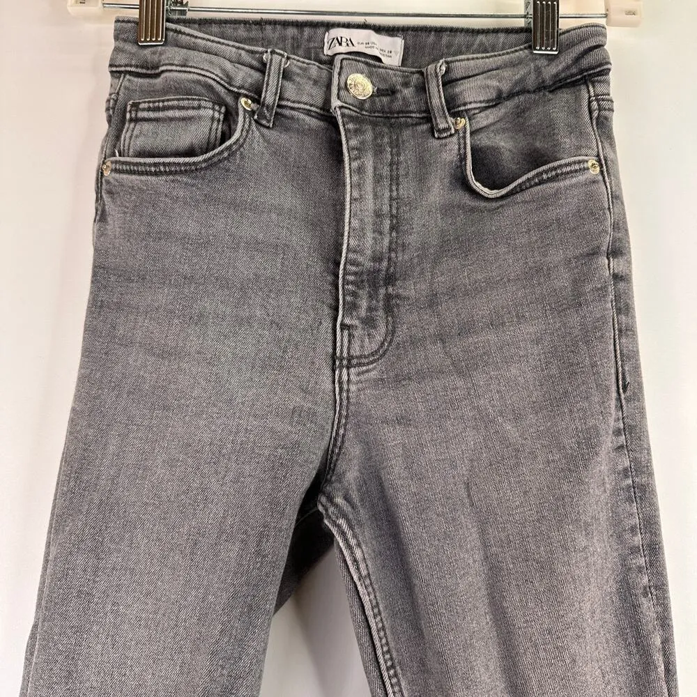 Zara Women's Grey Straight Leg Distressed High Rise Jeans Size 4 - Image 4