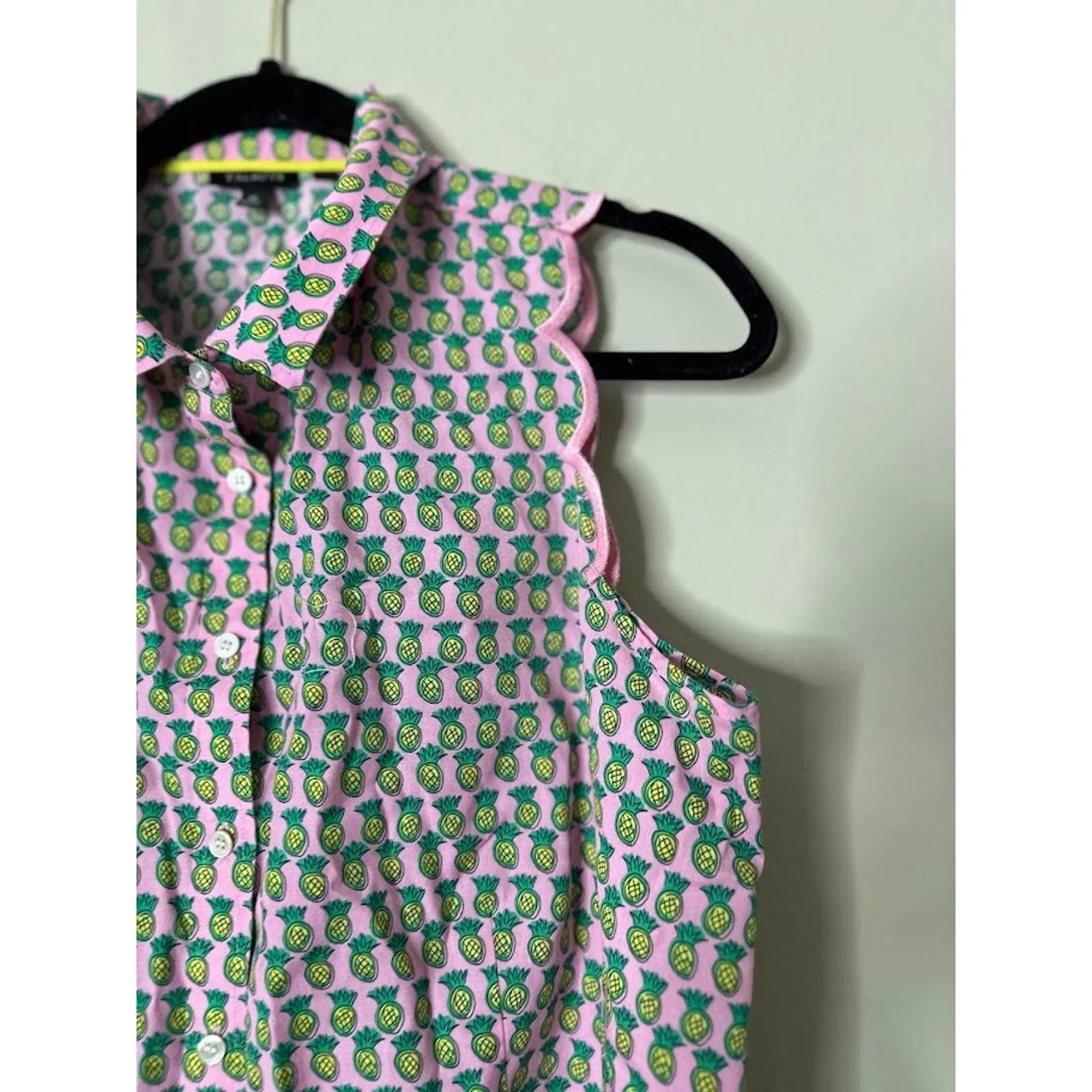 Talbots Pink Pineapple Scallop Collar No Iron Button Front Tank Blouse 12 Beach - Image 3