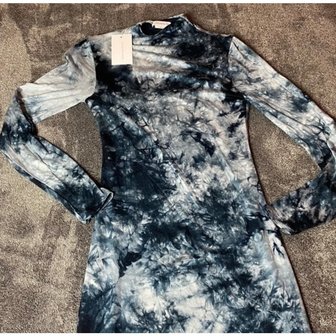 NWT Lovers and Friends Midi Blue & White Tie Dye Dress ( S‎ ) - Image 6