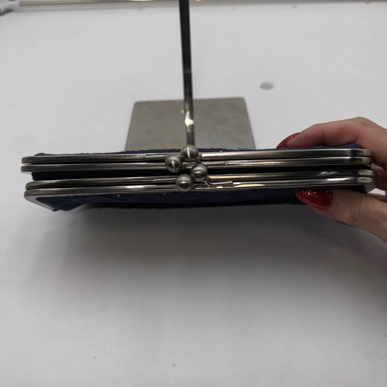 Mark by Avon Navy Blue Eyelet Clutch Coin Purse Kiss Lock Wallet Organizer - Image 2