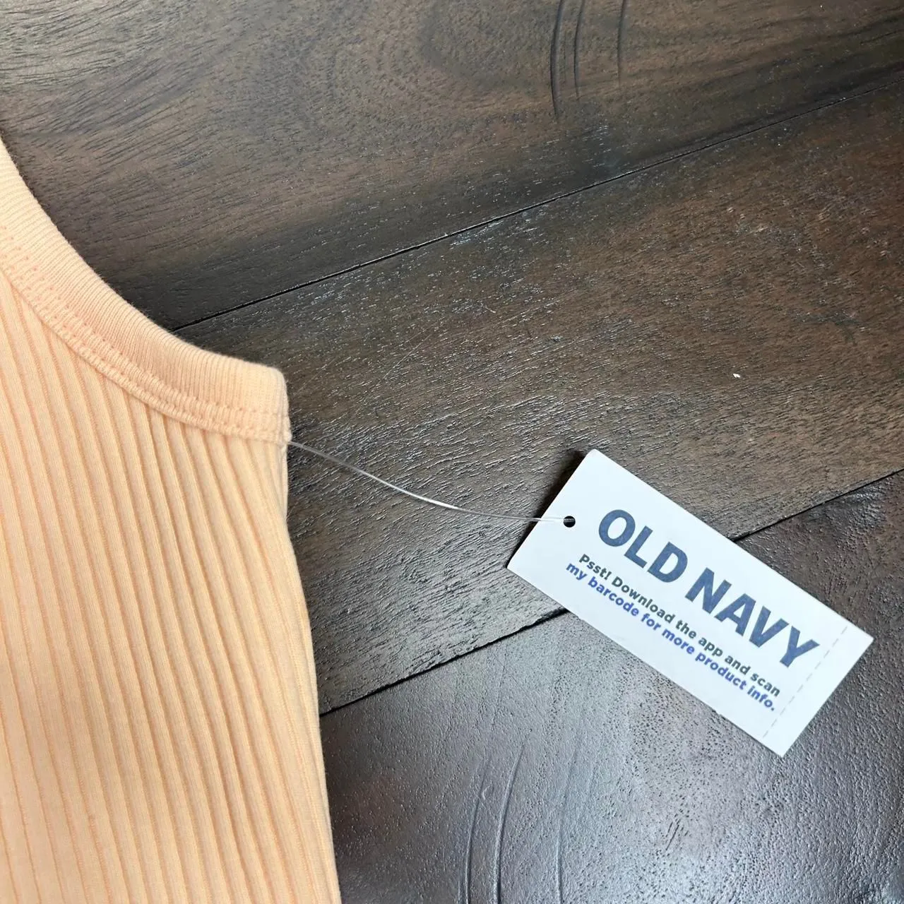 New Old Navy peachy orange ribbed tank top - Image 3