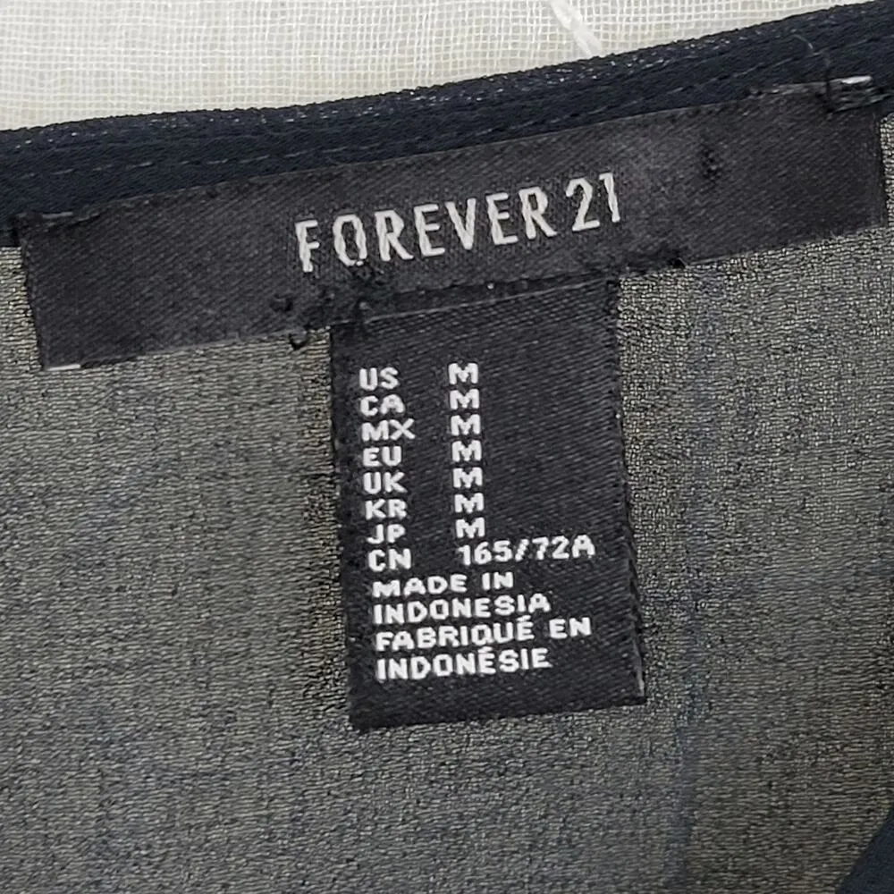 Forever 21 Womens Romper Playsuit Medium Black V Neck Short Sleeve Side Zip - Image 7