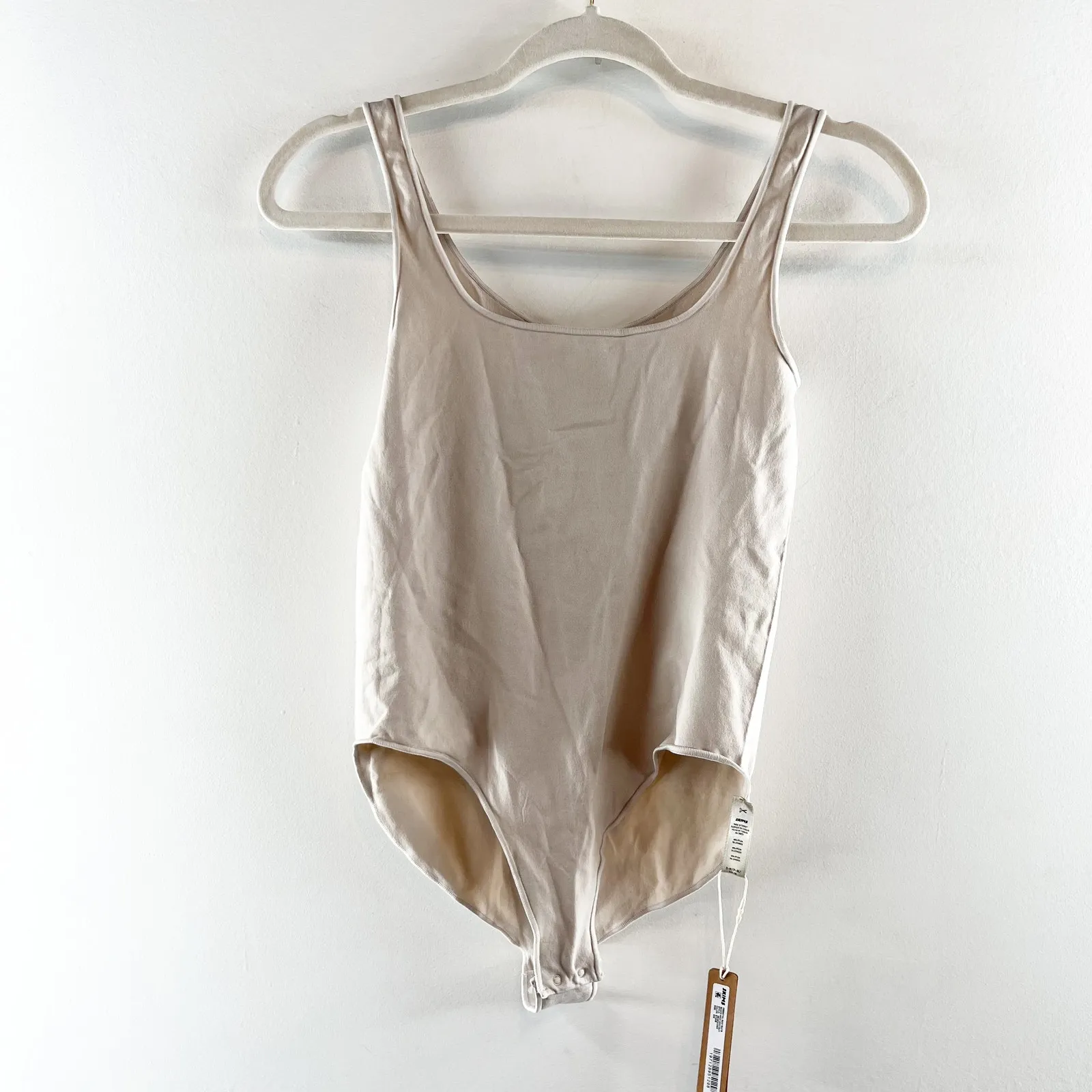 Skims Essential Scoop Neck Tank One Piece Bodysuit Stone Gray Small / Medium - Image 5