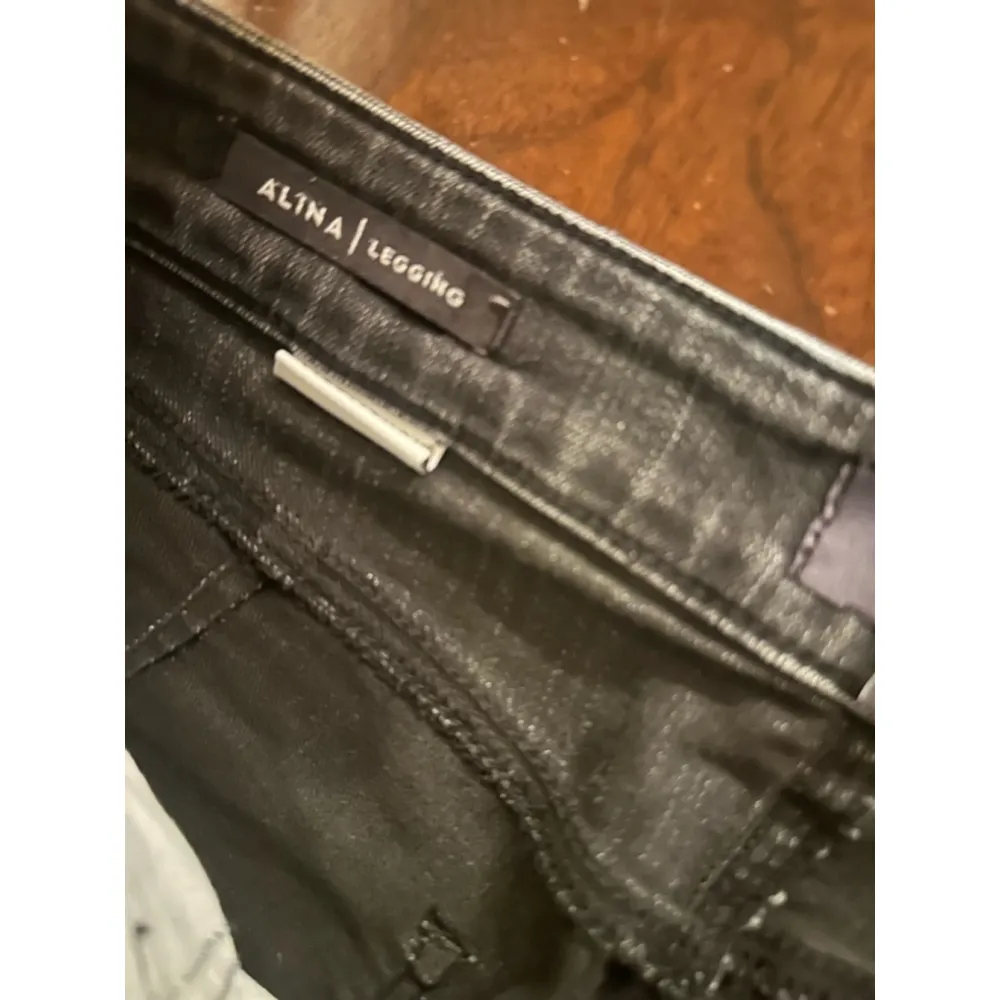 Women's NYDJ Black Alina Legging Lift x‎ Tuck Jeans Size 4 - Image 6