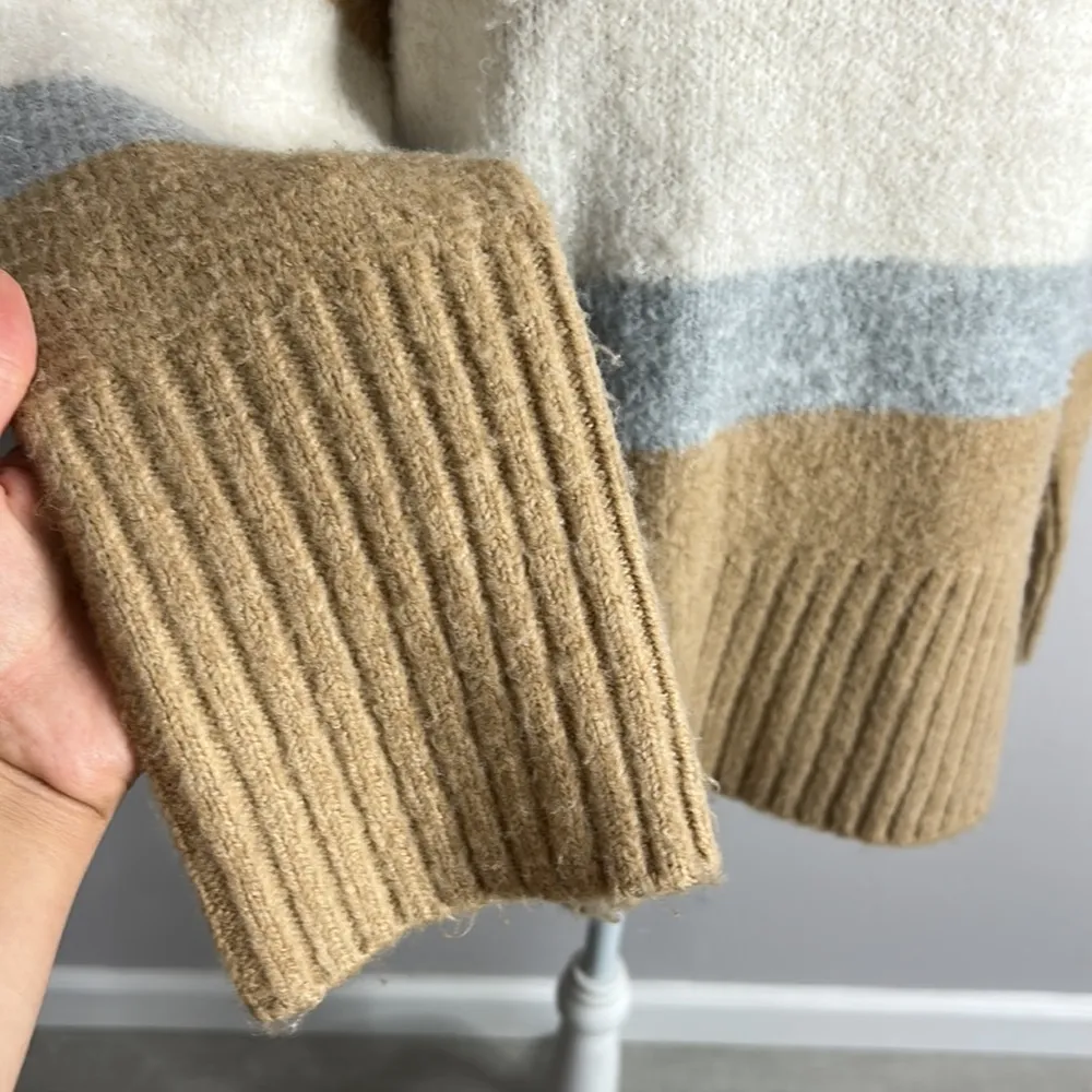 Topshop • stripe color block fuzzy knit oversized sweater - Image 44