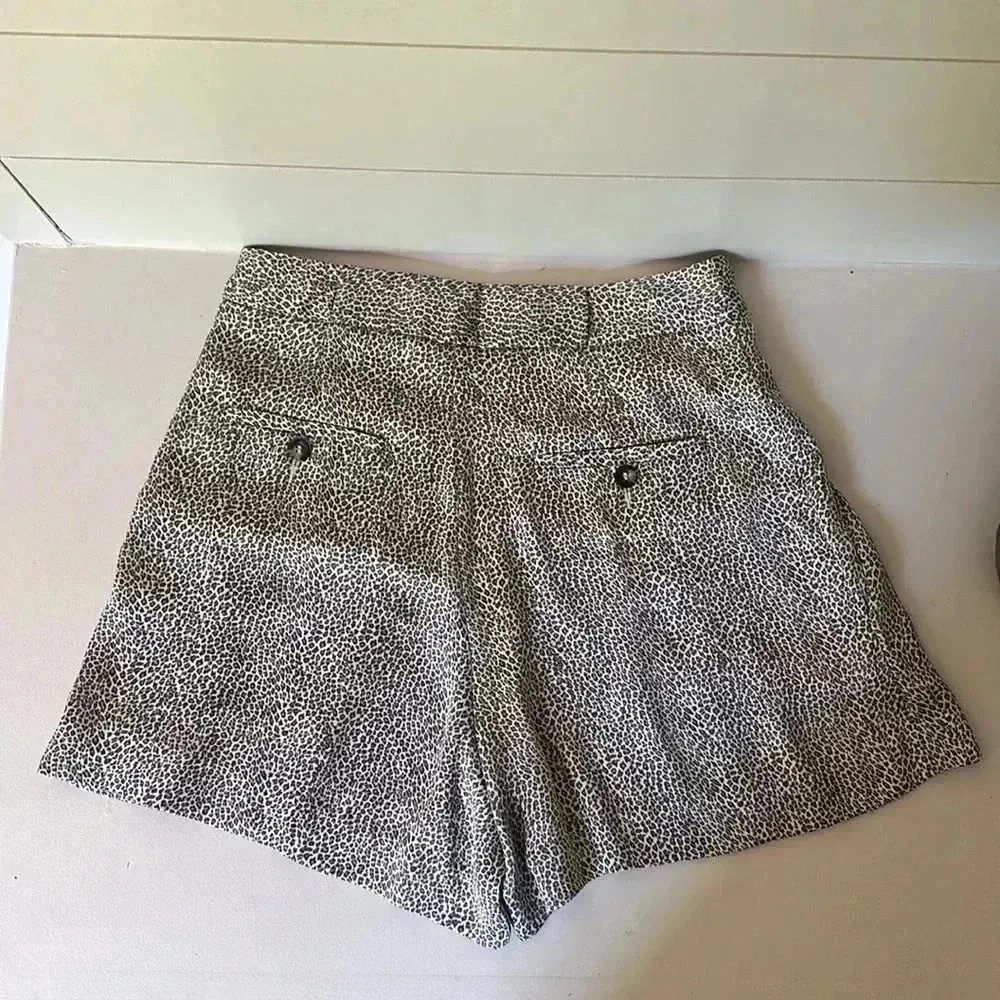 Mango shorts size 2 - Image 4