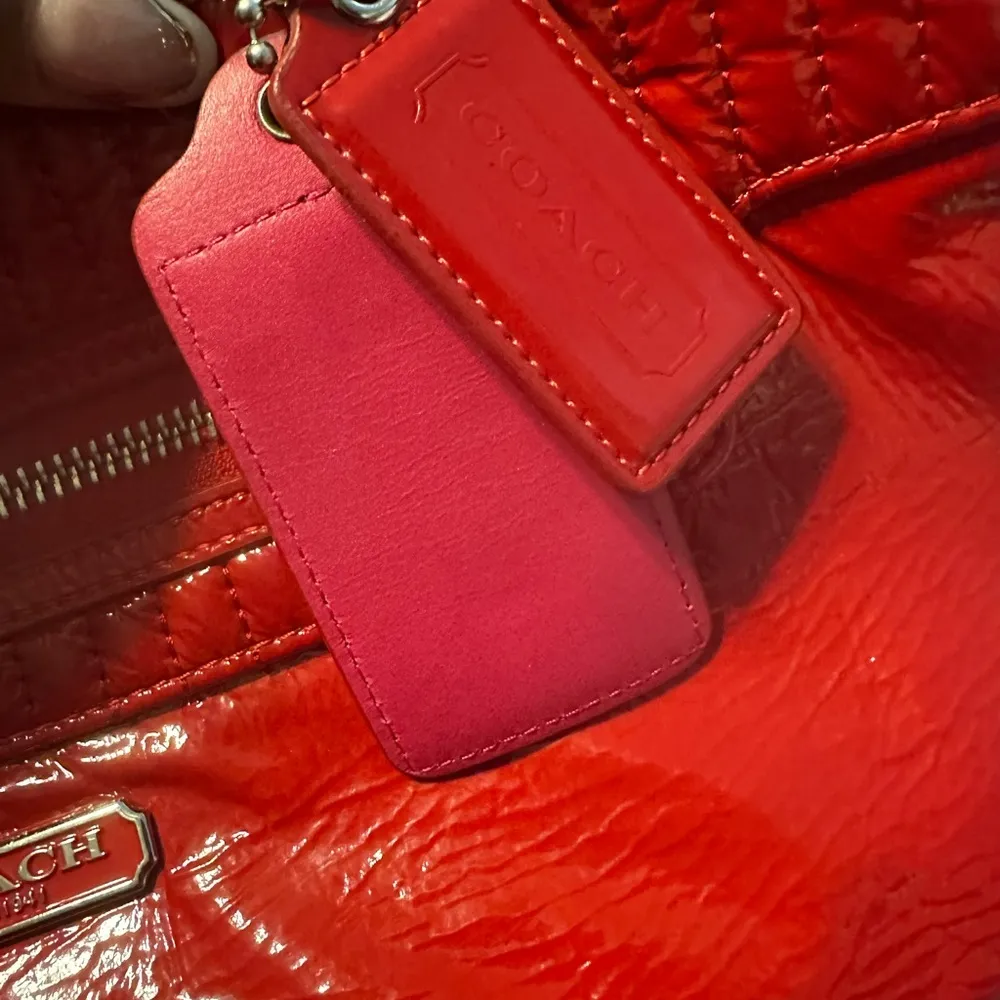 Coach  Red Croc-Embossed Tote Bag - Image 15
