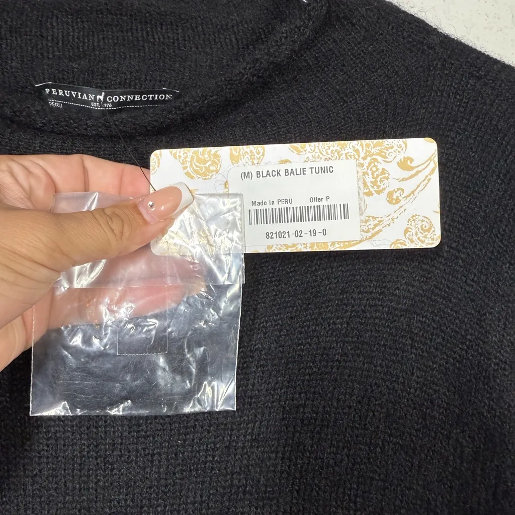 NWT Peruvian Connection Black Balie Alpaca Blend Tunic Top Size Medium - Image 6