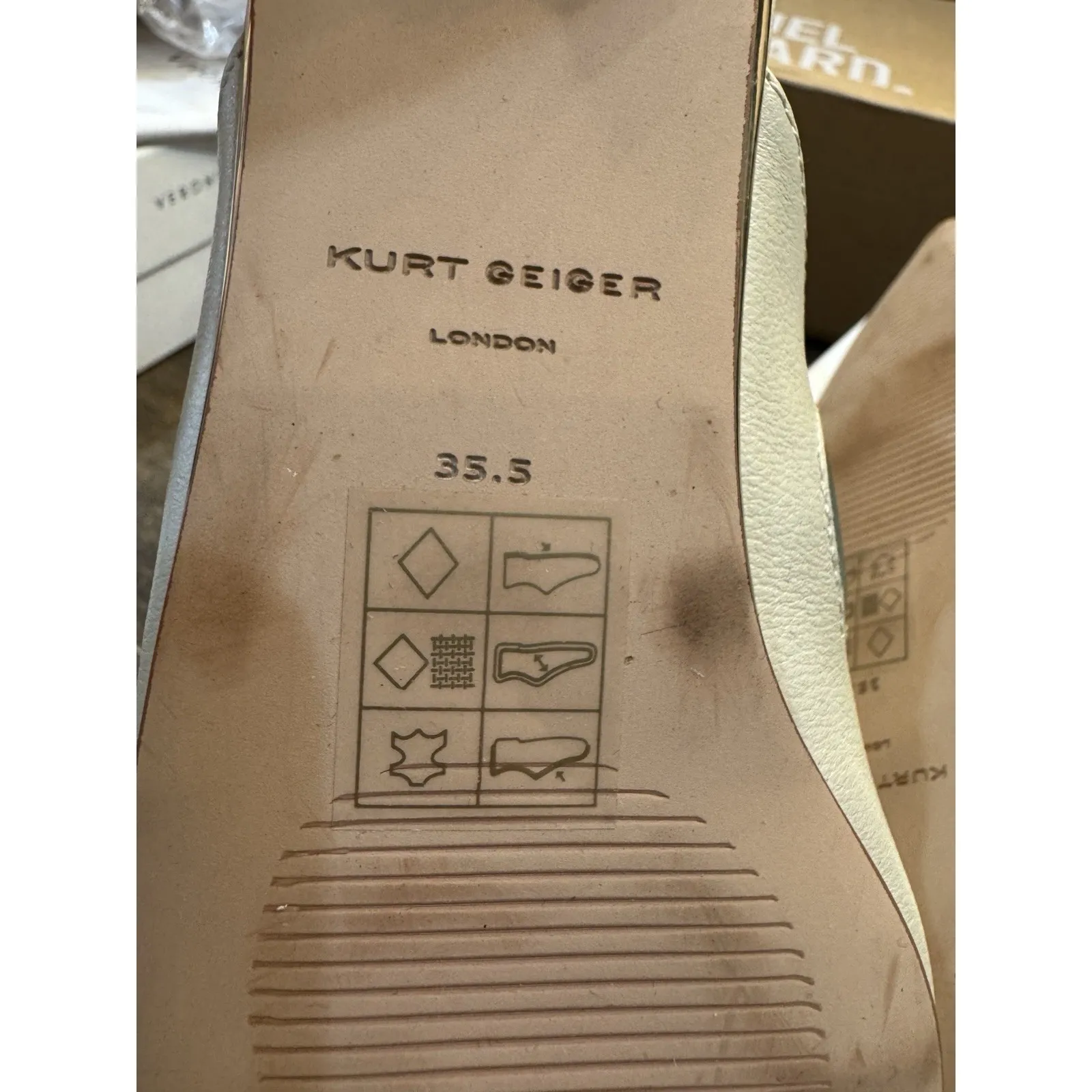 KURT GEIGER LONDON Women's‎ Otter Love Heart Embossed Pointed Toe Mules Size 5.5 - Image 9