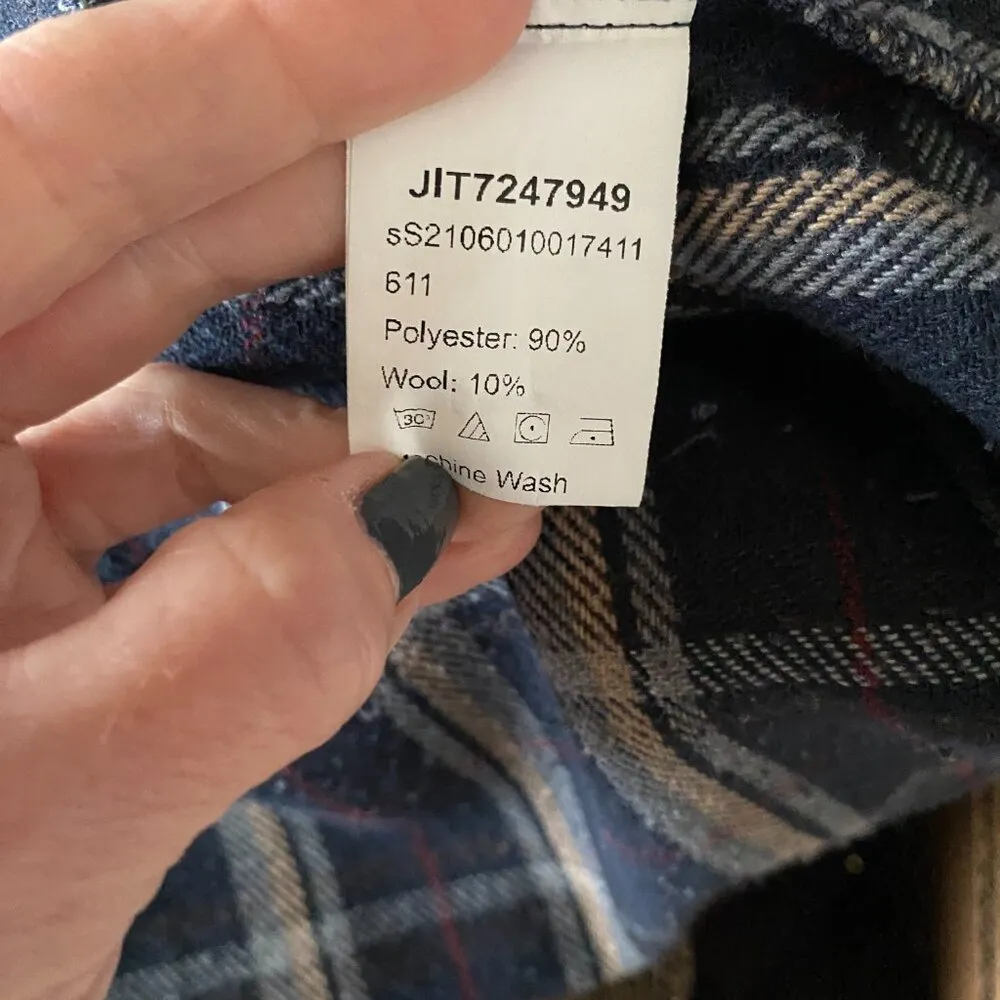 women's PS black plaid long sleeve collared button down flannel shirt - Image 9