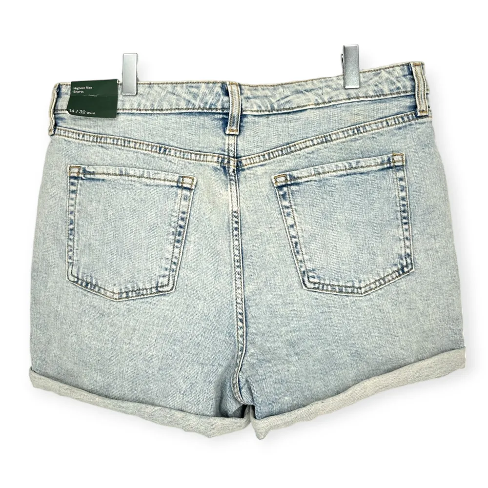Wild Fable | NWT | Sz 14/32 | Highest Rise Light Acid Wash Mom-Jean Style Shorts - Image 4