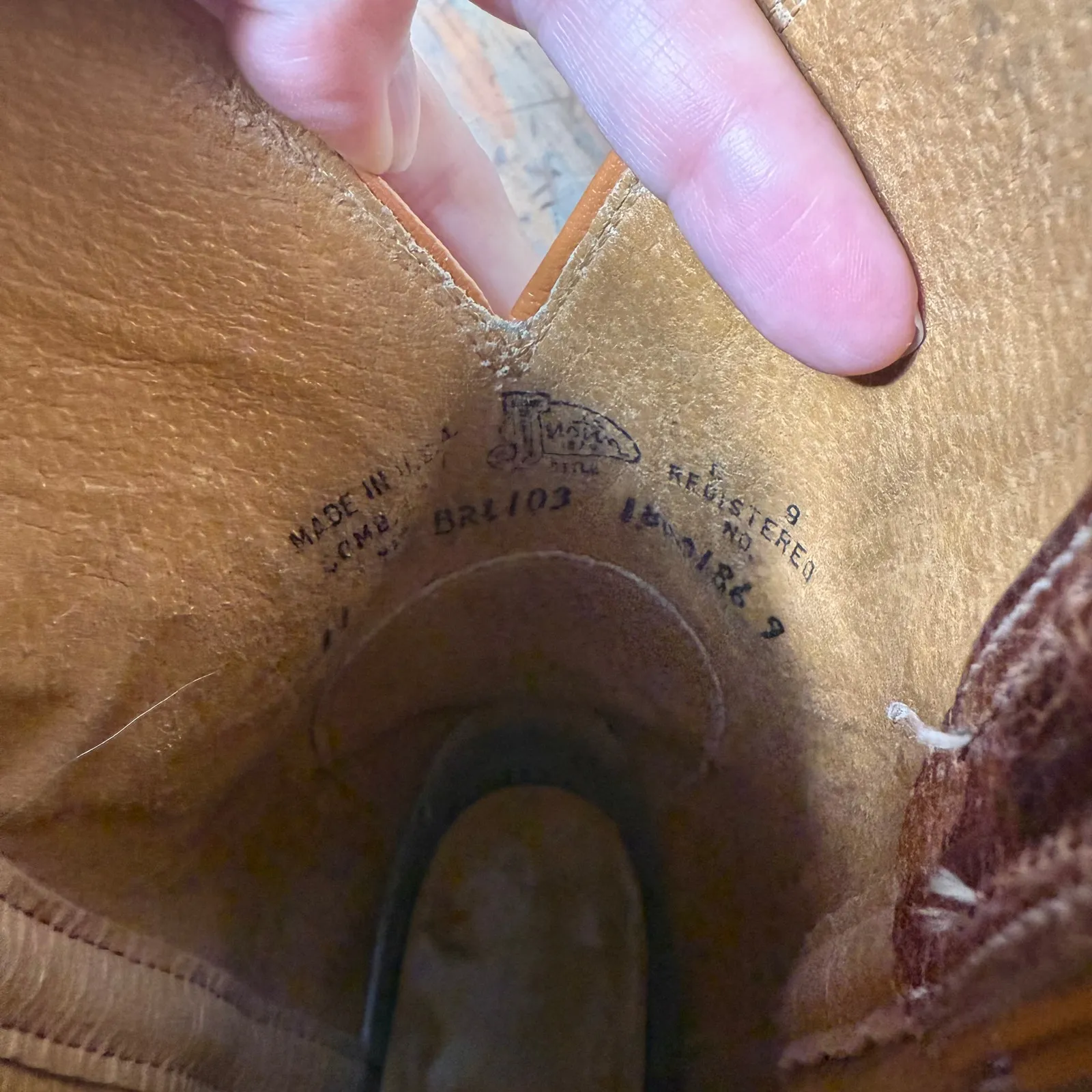 Justin 11” Bent Rail Western Boots, Puma Tan SZ 11 Western Cowgirl Ranch Patina - Image 9