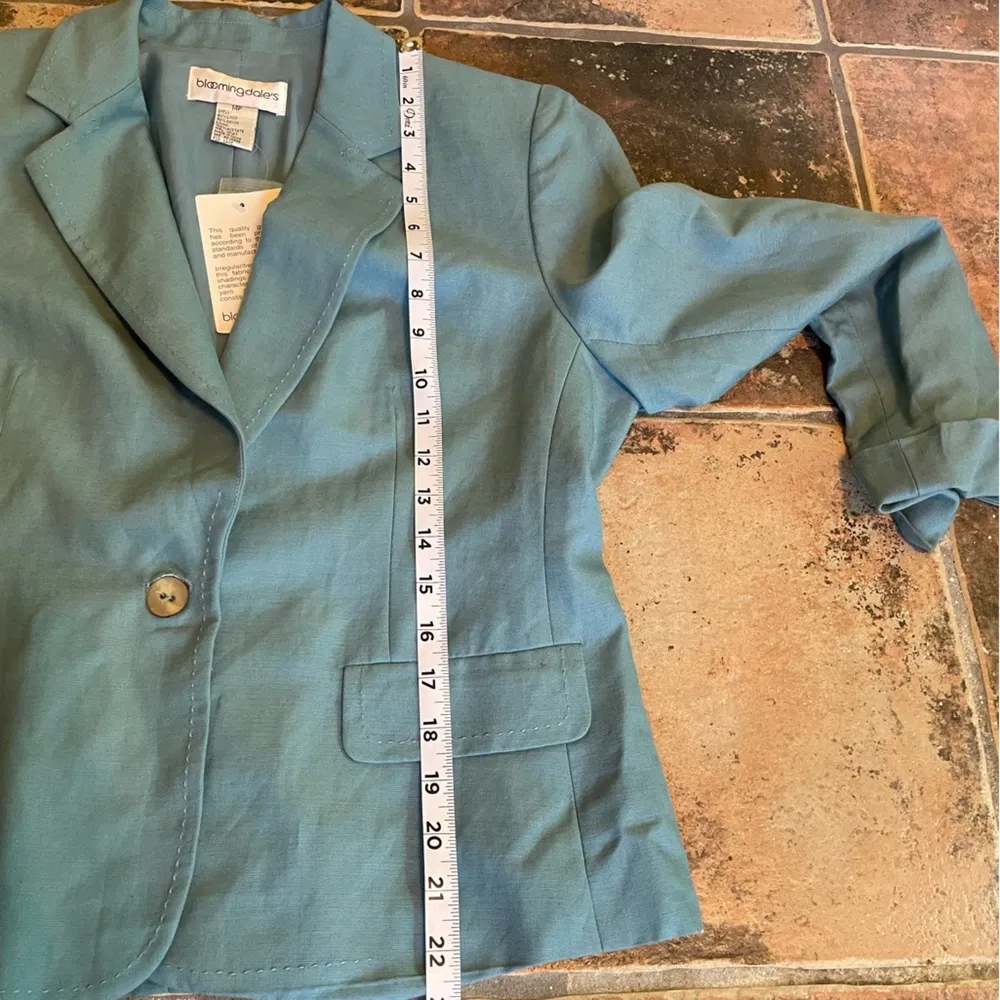 Bloomingdale’s Women’s Linen Blend Blazer Sz 14P - Image 8