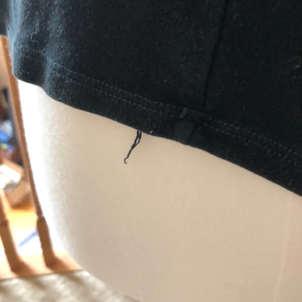 Simple / Cute Black Flowy Black Tank Top - Image 4