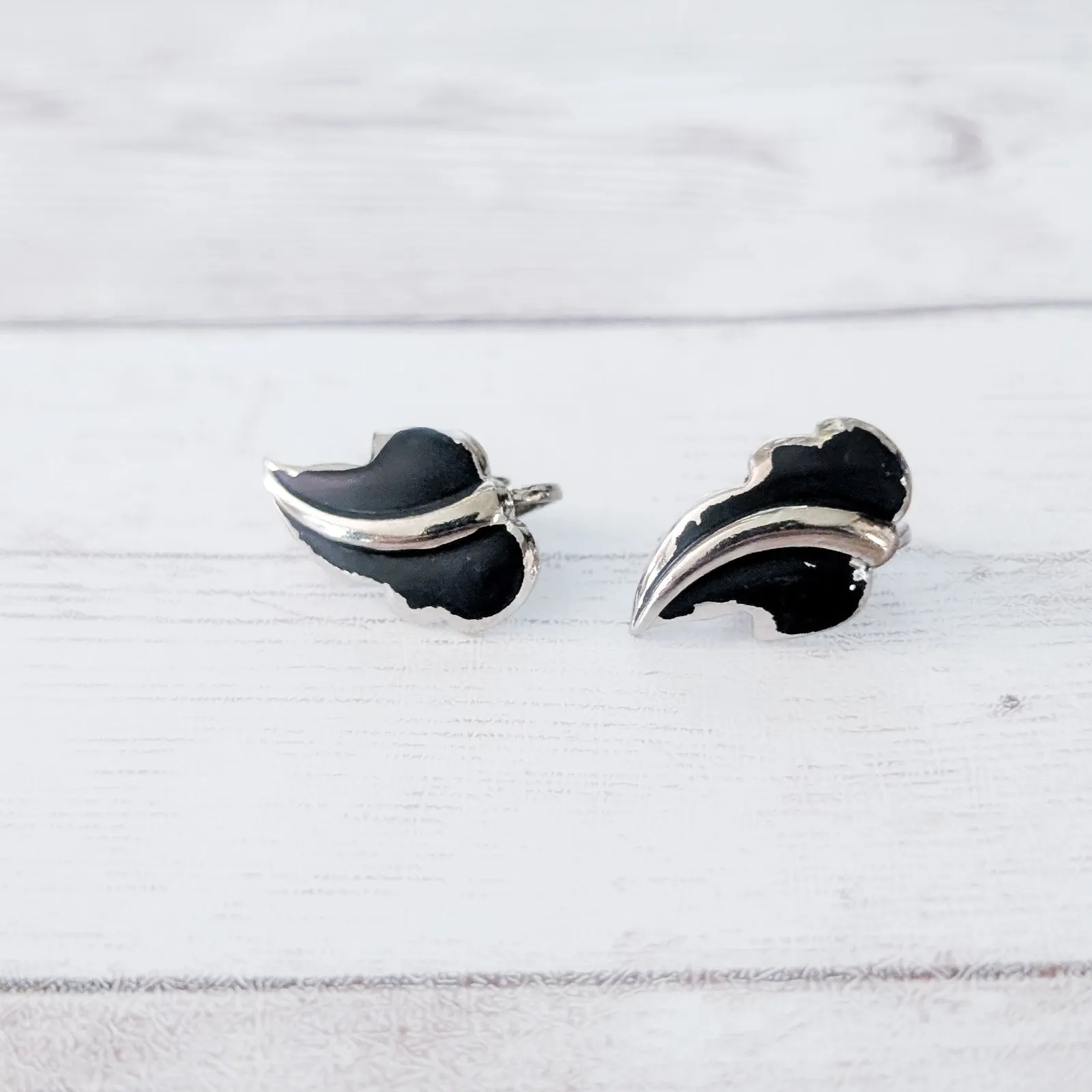 Vintage Clip On Earrings Silver Tone & Black Leaf - Image 2