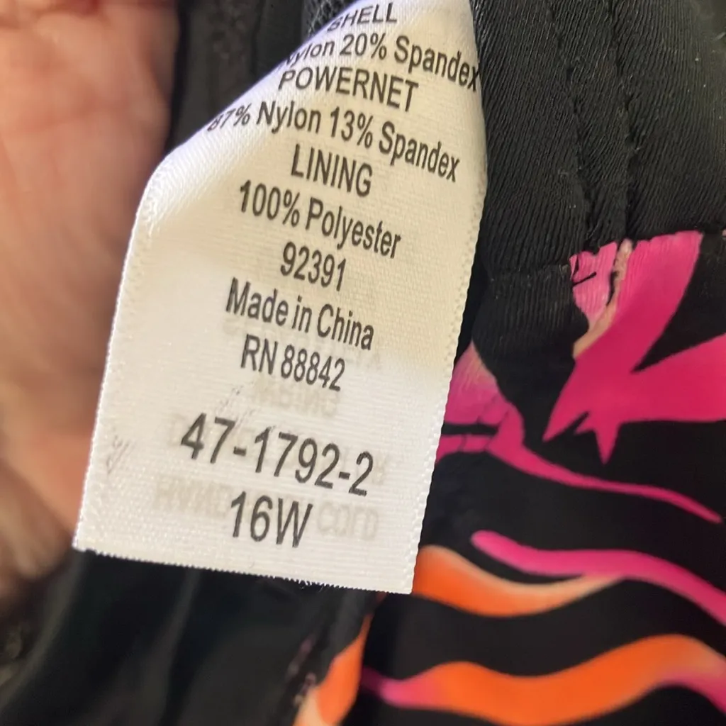 FINAL MARKDOWN Vibrant Pink & Orange Leaf Print Swimsuit Ellos swimsuit 16w nwot - Image 6