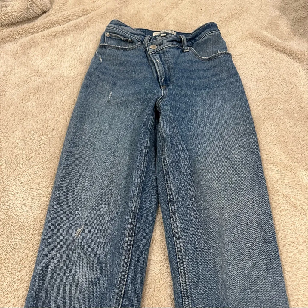 abercrombie and fitch the 90s straight ultra high rise jeans size 25 - Image 6