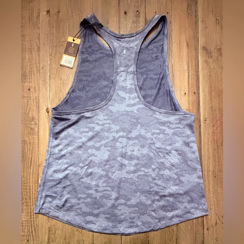NWT NOBULL Women's Running Textured Tank - Small - Navy Blue Camo - Image 4