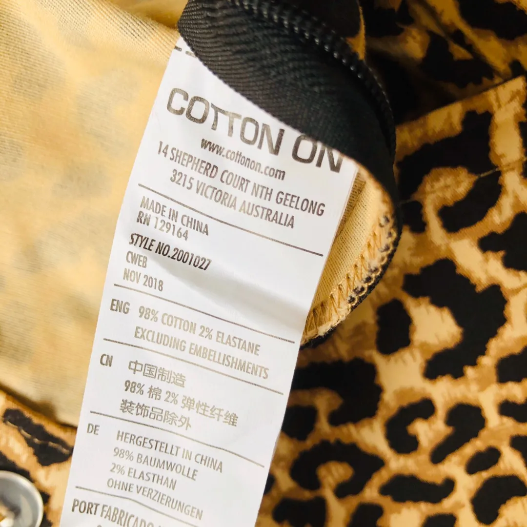 Cotton On Leopard Print Capri Pants/size 4 - Image 8