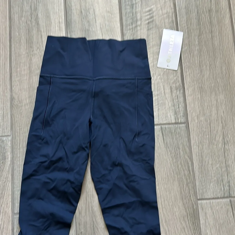 Athleta salutation stash tight leggings - Image 2