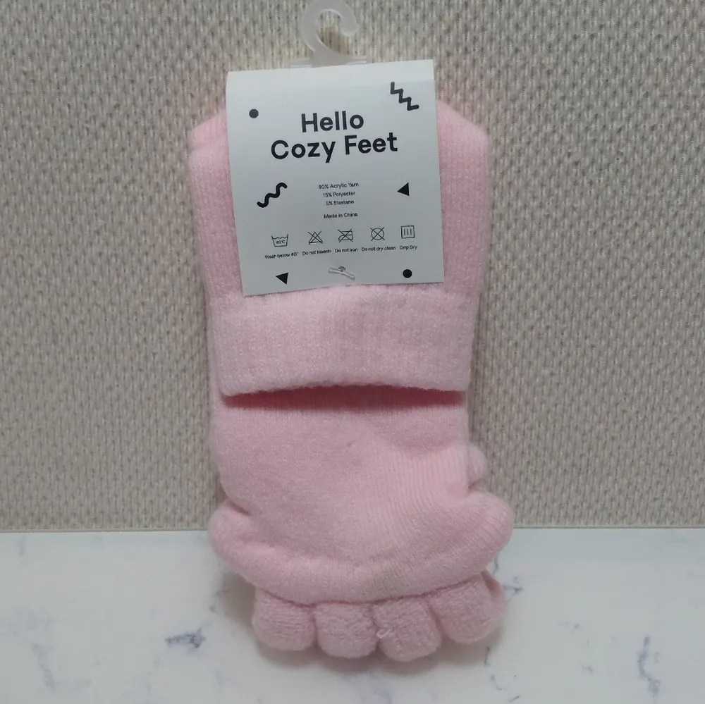 Hello Bello Cozy Feet Toe Aligner Socks Pink - Image 2