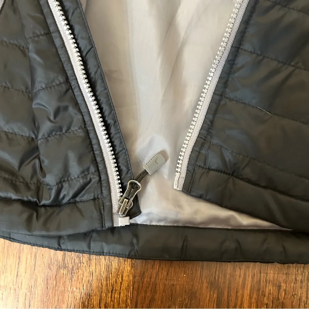 CHARLES RIVER Apparel black/grey puffer jacket, size M - Image 12