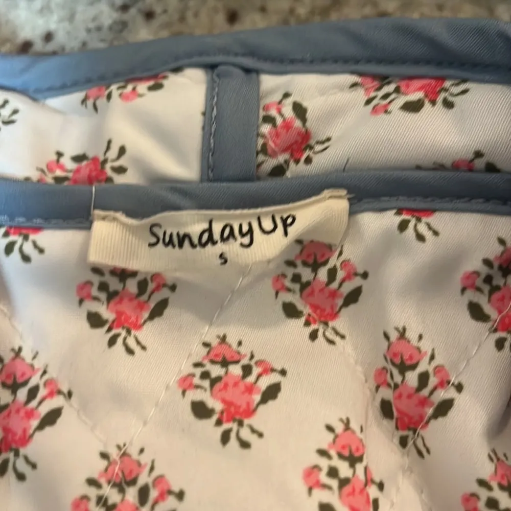 Sundayup Women's Paisley Print Reversible Cropped Jacket Blue - Image 14