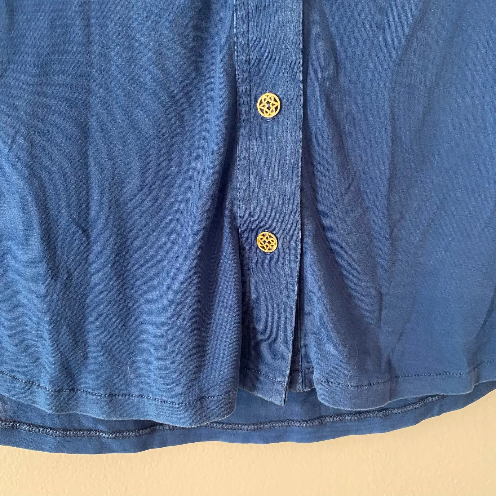 Antonio Melani Blue Button Down Shirt 100% Silk Minimalist Women's size Medium - Image 5