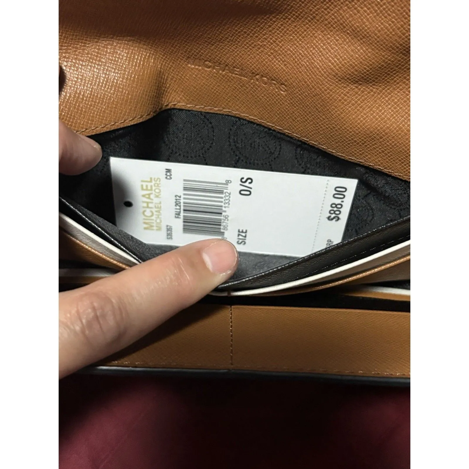 Michael Kors Saffiano Leather Tri-Fold Wallet Black Gold Snap - Image 9