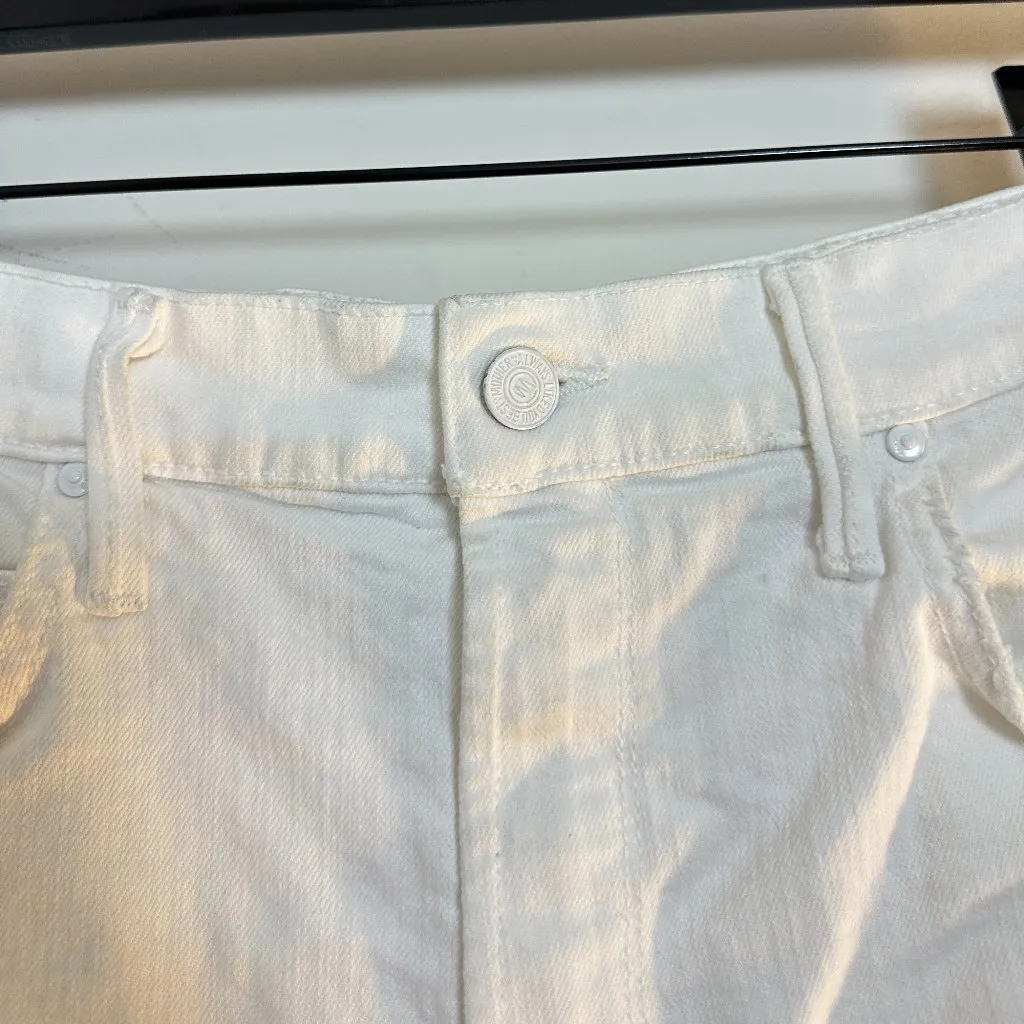 MOTHER High Waisted Tunnel Vision Cuff Fray Short in Wash Totally Innocent US 29 White - Image 4