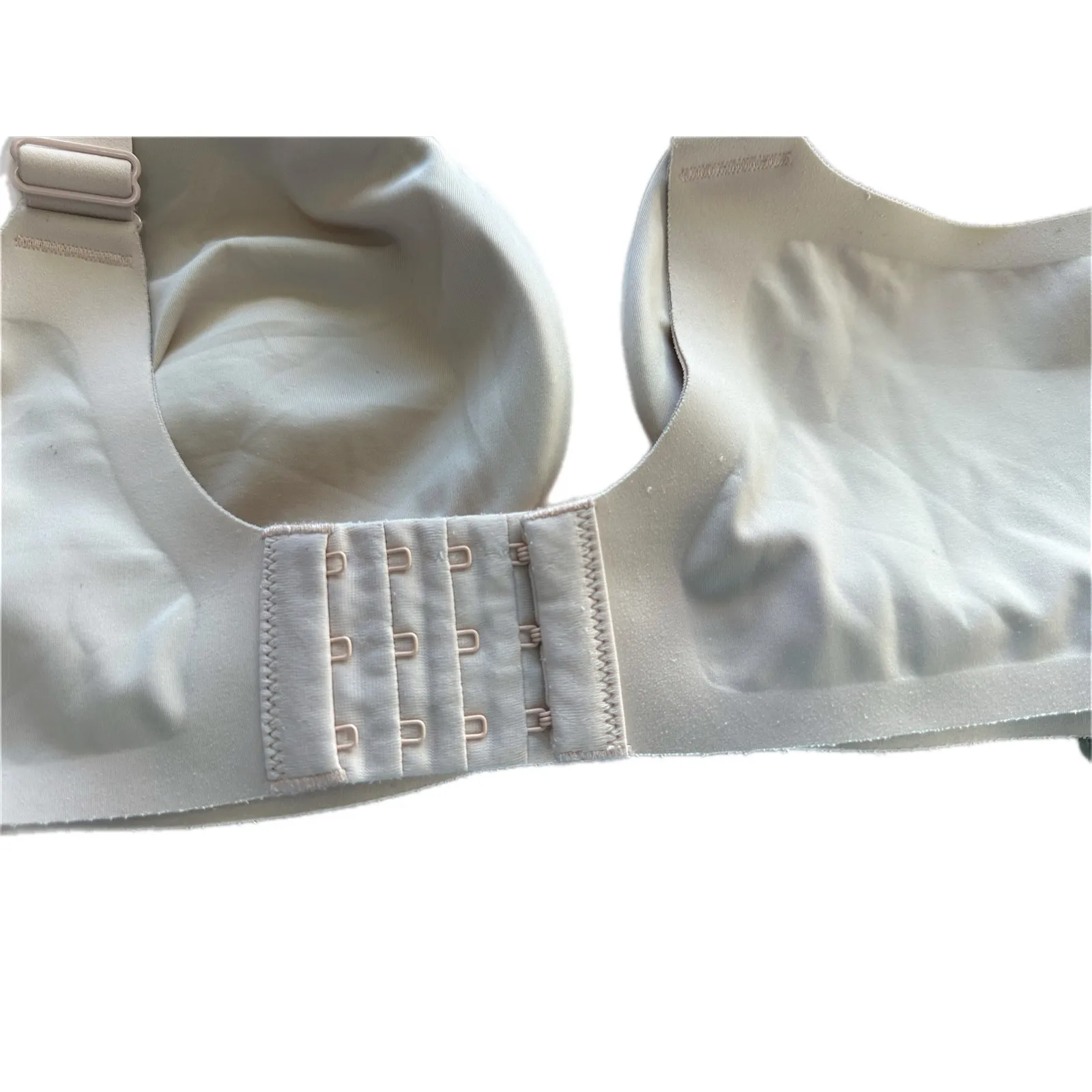 Momcozy Plus Size Nursing Bra Seamless Full Coverage Maternity Sleep Bra L - Image 2