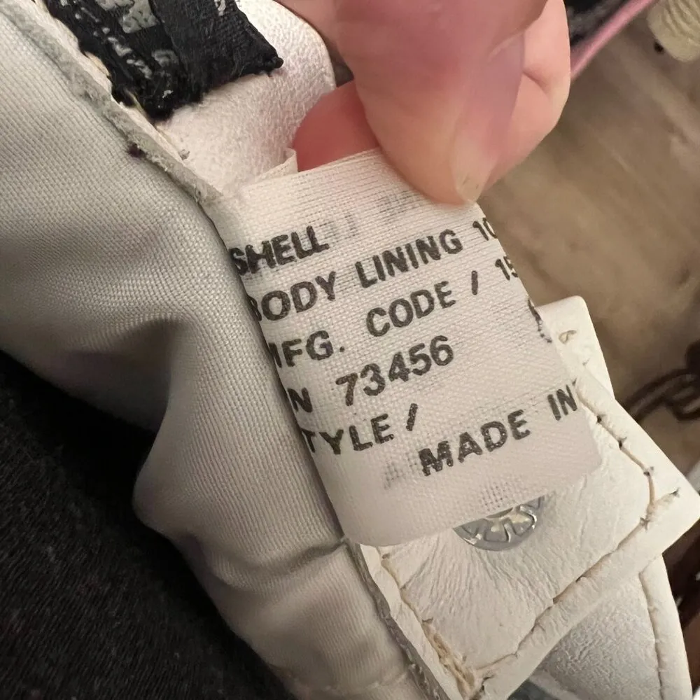 Vintage White Leather Mini Skirt Size 12 - Image 6