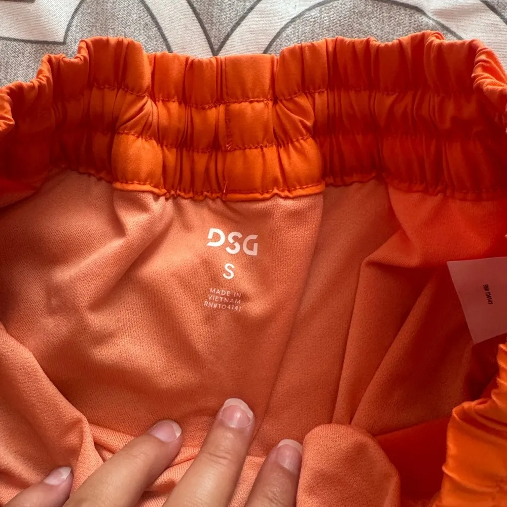 DSG Orange Athletic Shorts Lightweight Elastic Waist - Image 4