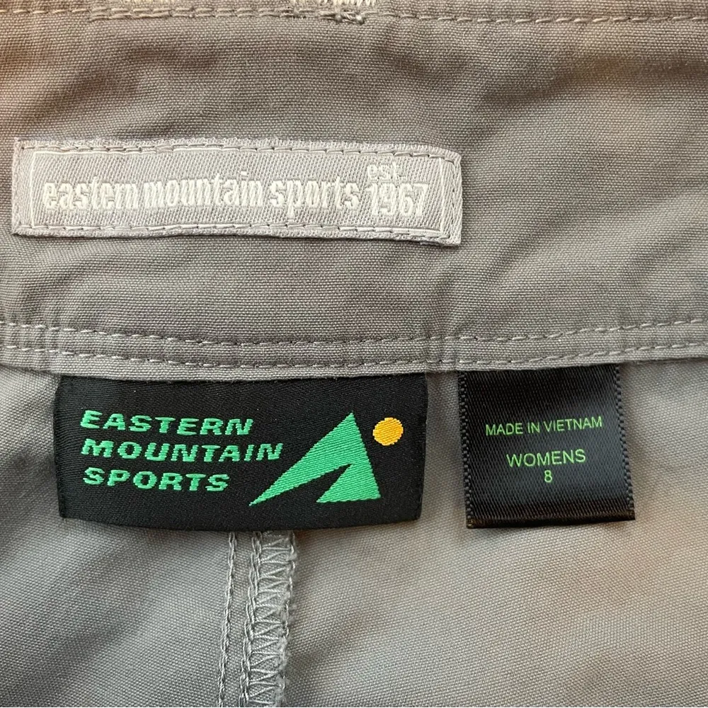 Eastern Mountain Sports Convertible Pants Grey Shorts 100% Nylon Adventure -8 - Image 8