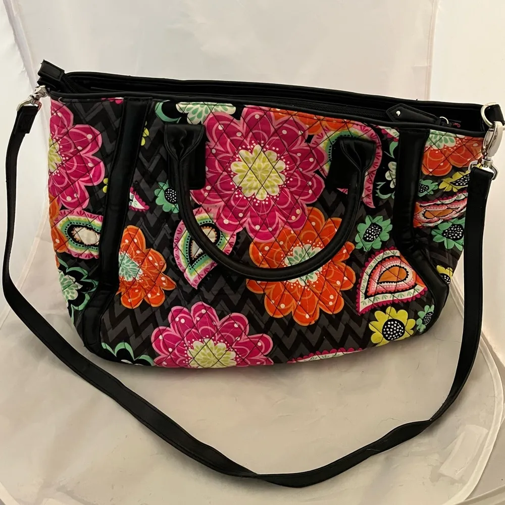 Vera Bradley Ziggy Zinnia *RETIRED*  
Trapeze Pink and Orange Floral Tote Bag - Image 2