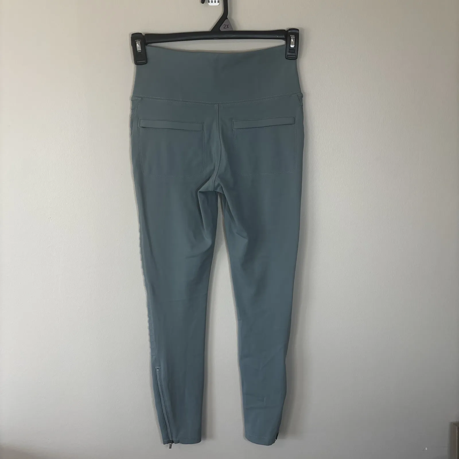 Athleta‎ Women's Delancey Textured Moto Tight Legging Braiden Green Size S - Image 2