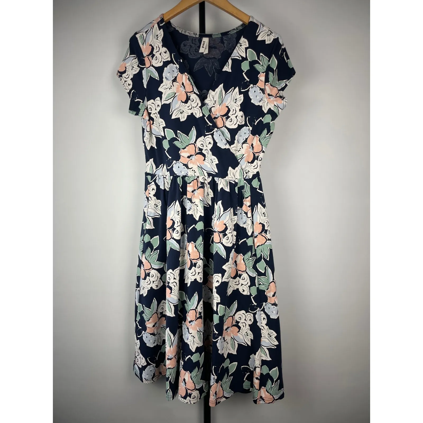 Pact Floral Fit Flare Crossover Short Sleeve Dress Navy Blue Women's Size Small - Image 2