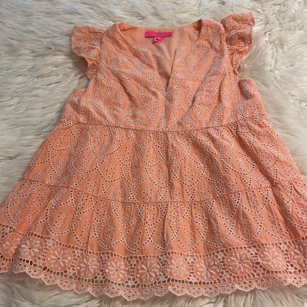 Lilly Pulitzer Shirt size 00 excellent condition length 24” bust 28” - Image 8