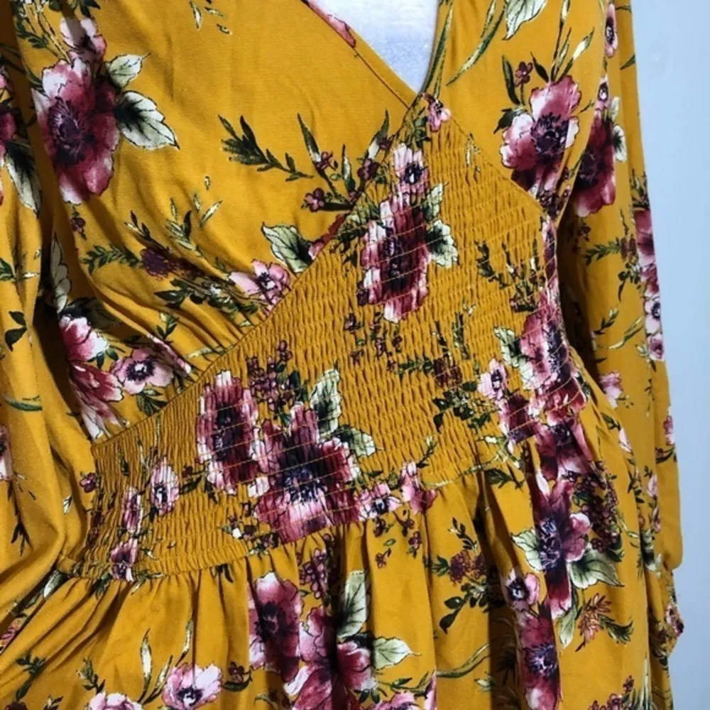 NWOT Gold Yellow Floral Long Sleeved Smocked Dress - Image 6