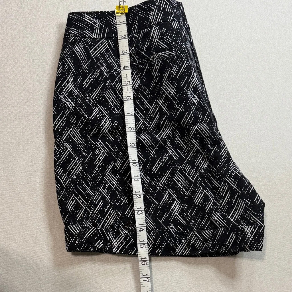 Apt. 9 Black and White Women's Shorts - Image 8