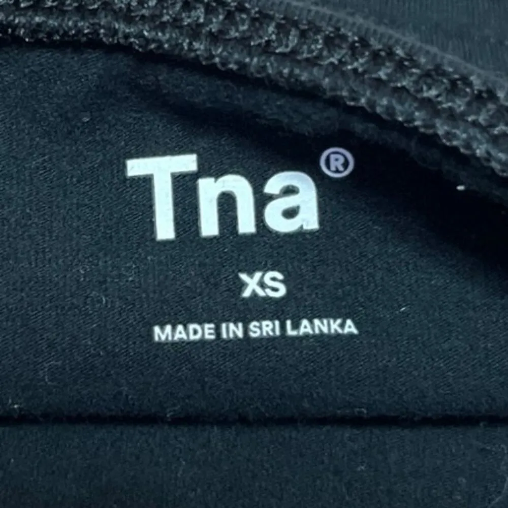 Aritzia TNA Women's Black Strapless Sleeveless Tube Bralette Crop Top Size XS - Image 3