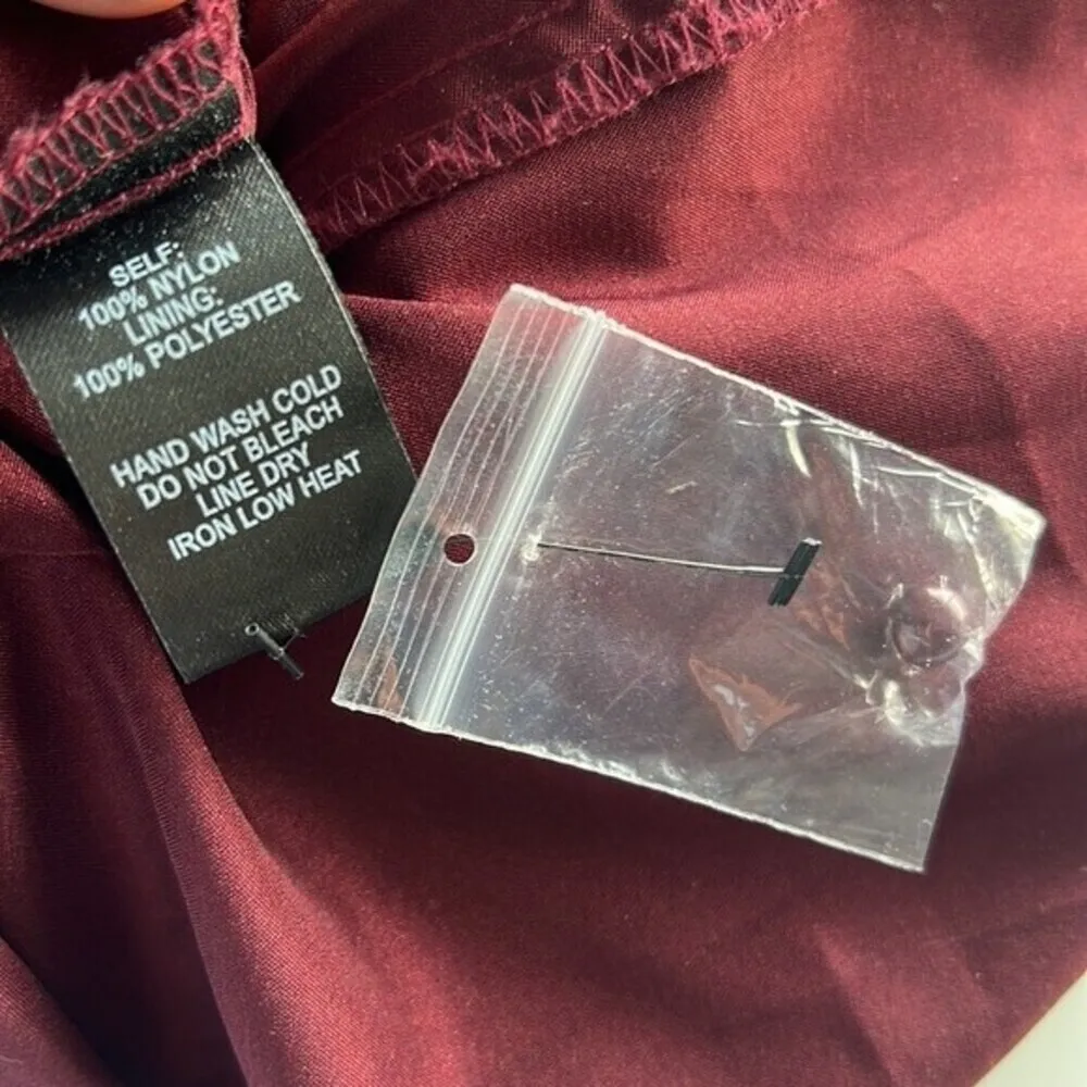 Lulu’s Romantic Daydreamer Burgundy florenceTiered Maxi Dress Champagne XS. - Image 7