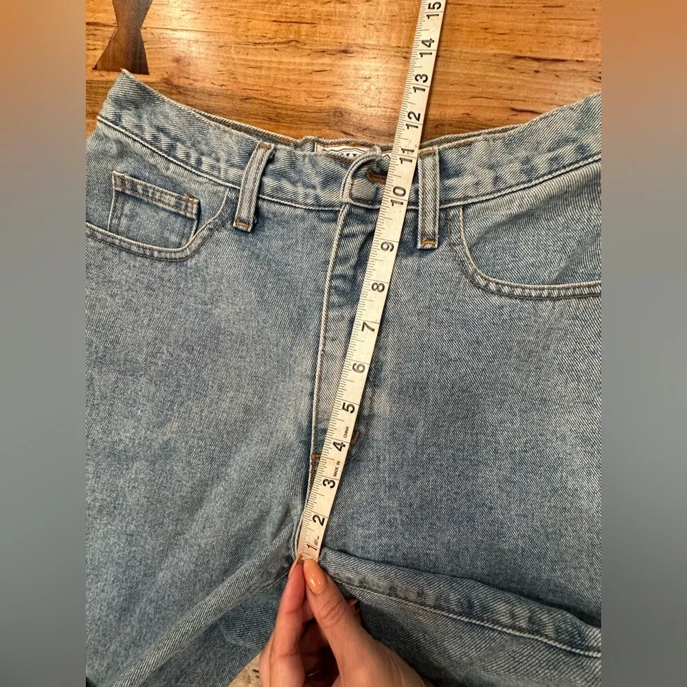 EUC Vintage Limited jeans mom denim jean shorts high waisted 90s shorts - Image 8