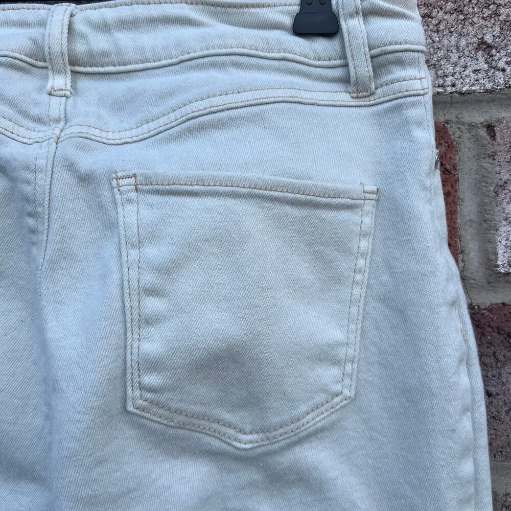 Sincerely Jules Junior’s Cream Jeans Size 5 - Image 4