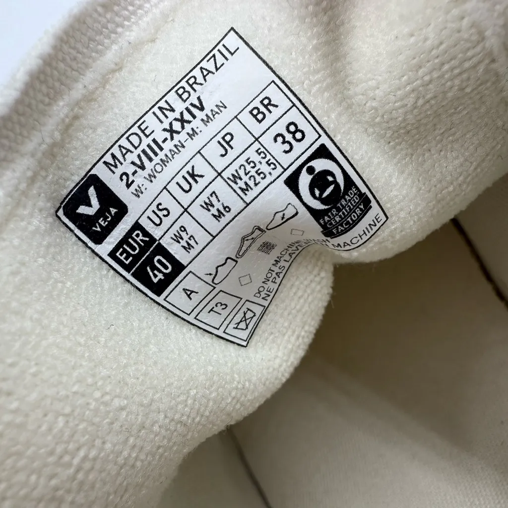 VEJA V-12 Sneakers - Image 10