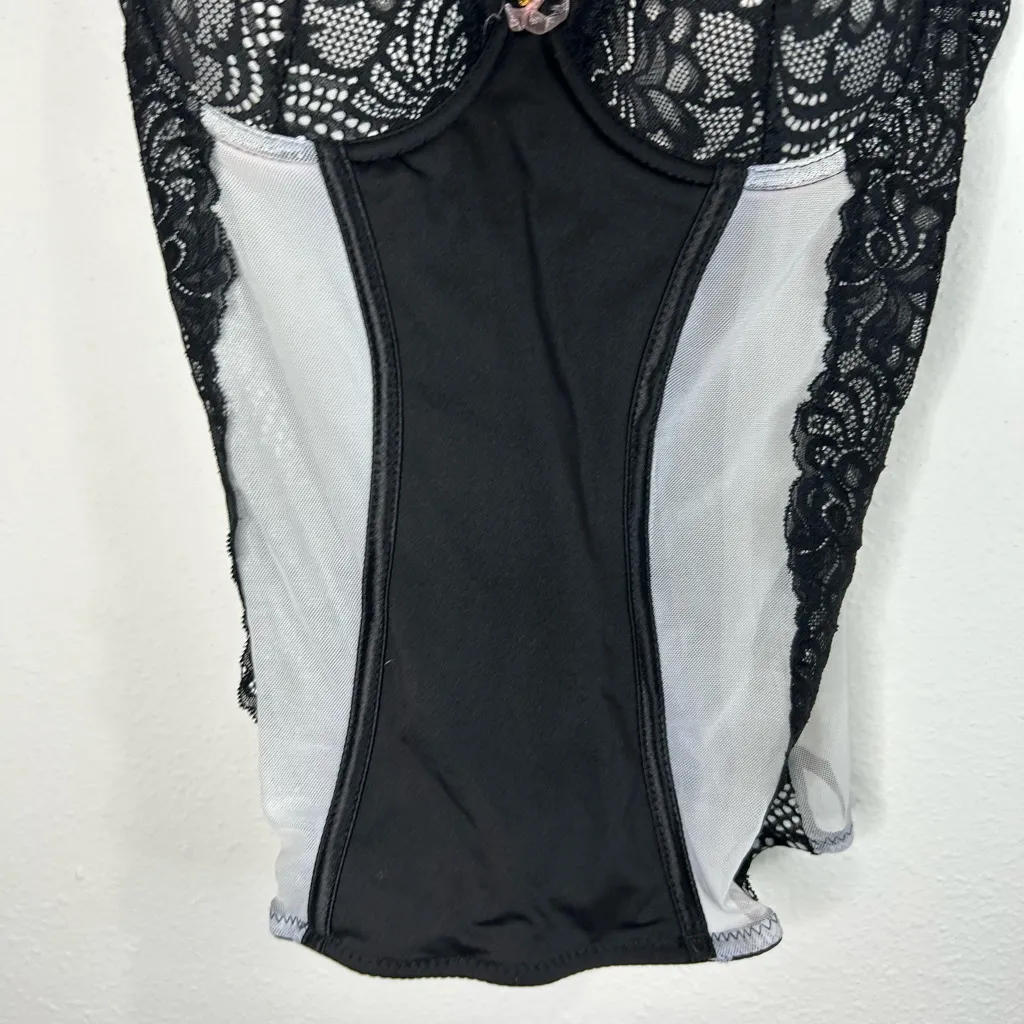 Daisy Fuentes Black Lace Bustier Corset Top Medium Sheer Underwire Lingerie - Image 3